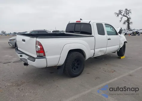 2015 Toyota Tacoma Prerunner z USA, uszkodzony, nr VIN 5TFTX4GN4FX043936